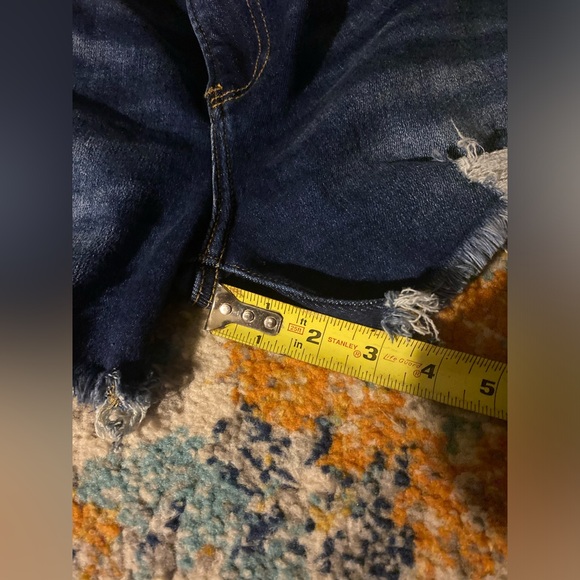 Risen jean shorts size large - Picture 6 of 10